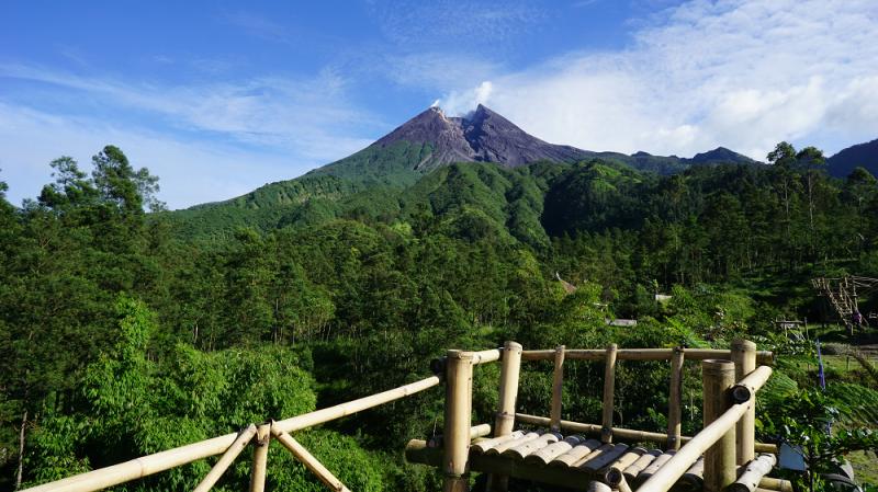 Gunung Merapi – Pesona Alam dan Petualangan Tak Terlupakan Gunung Merapi – Pesona Alam dan Petualangan Tak Terlupakan