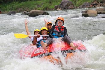 Harga Rafting Sungai Elo Magelang  Harga Rafting Sungai Elo Magelang